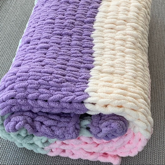 Final Price Drop  Spring Blanket Handmade NWOT - Picture 12 of 13